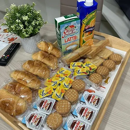 Centro - La Casa Di Cate Couette-café Naples