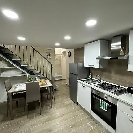 Centro - La Casa Di Cate Couette-café Naples